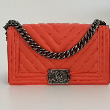 Chanel orange Boy ref. 7711